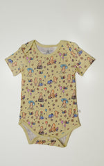 Winnie the Pooh Onesie/Bodysuit