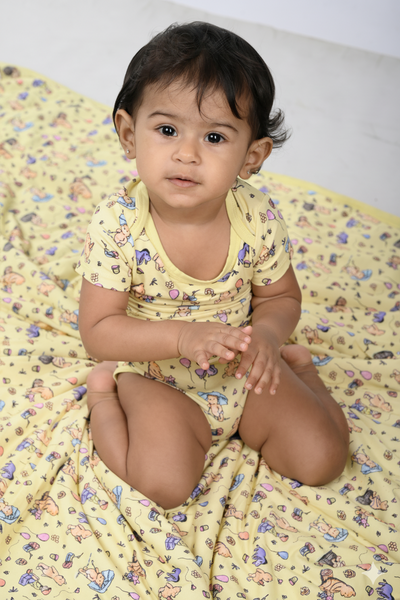 Winnie the Pooh Onesie/Bodysuit